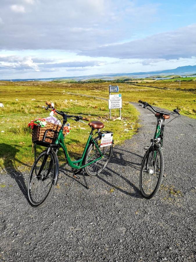Hotel Nellys Bed And Bikes Westport Zewnętrze zdjęcie